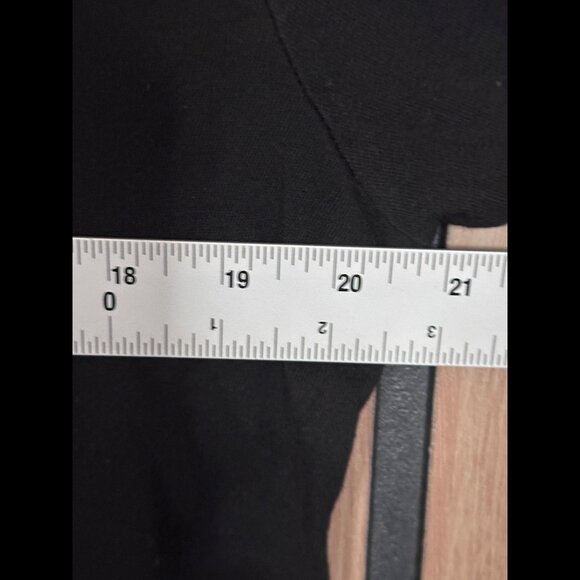 Reformation T Shirt Medium Womens Black Short Sleeve Basic Tee w Tote Bag V Neck - Picture 6 of 11